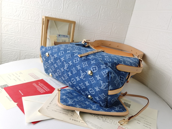 ルイヴィトンバッグ内部構造